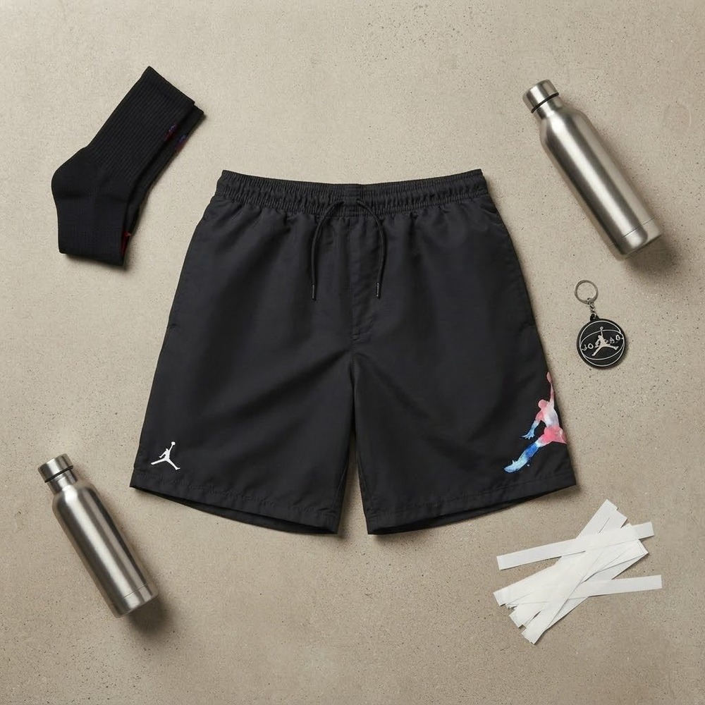 Jordan Kids Black Mesh Lined Athletic Shorts Watercolor Jumpman Size XL 13-15Y